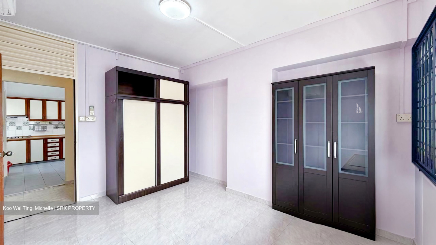 Blk 842 Jurong West Street 81 (Jurong West), HDB Executive #576133871